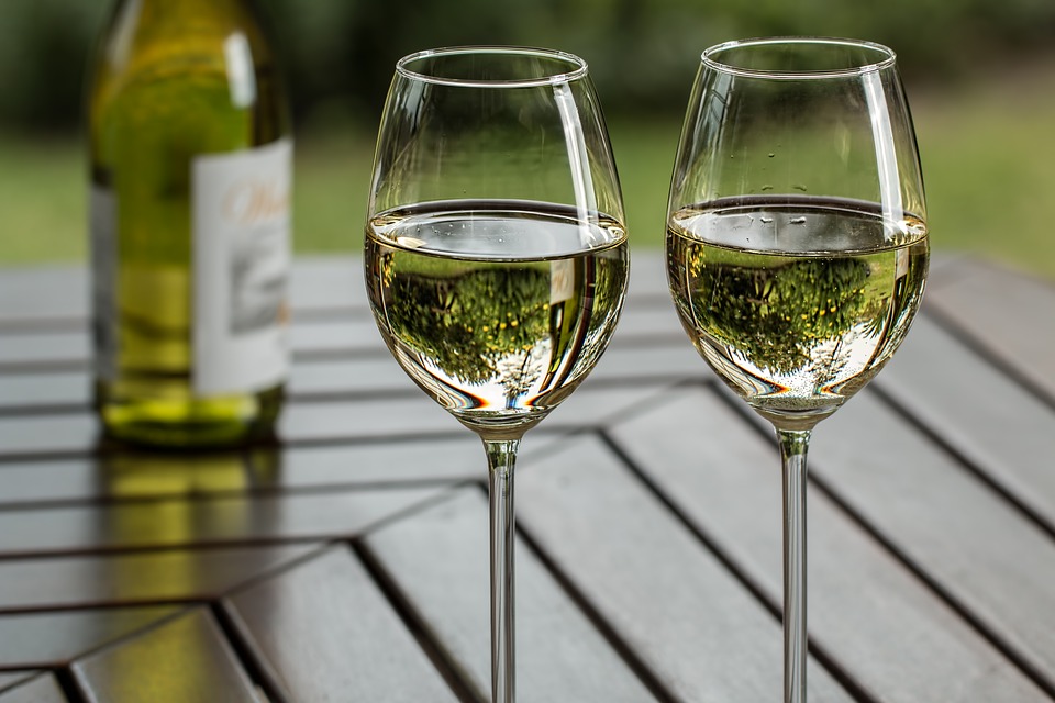 Seminario perdón Experimentar 10 Platos para maridar con vinos blancos – Sobrelias