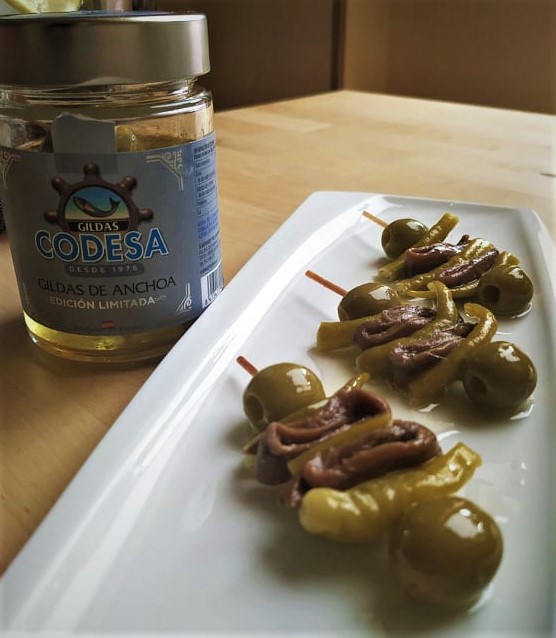 Gildas Doble Anchoa del Cantábrico y vermouth rojo de Jerez