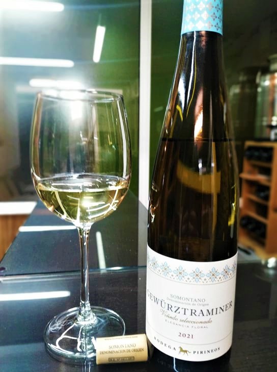 gewurztraminer pirineos 2021 gewurztraminer pirineos 2021