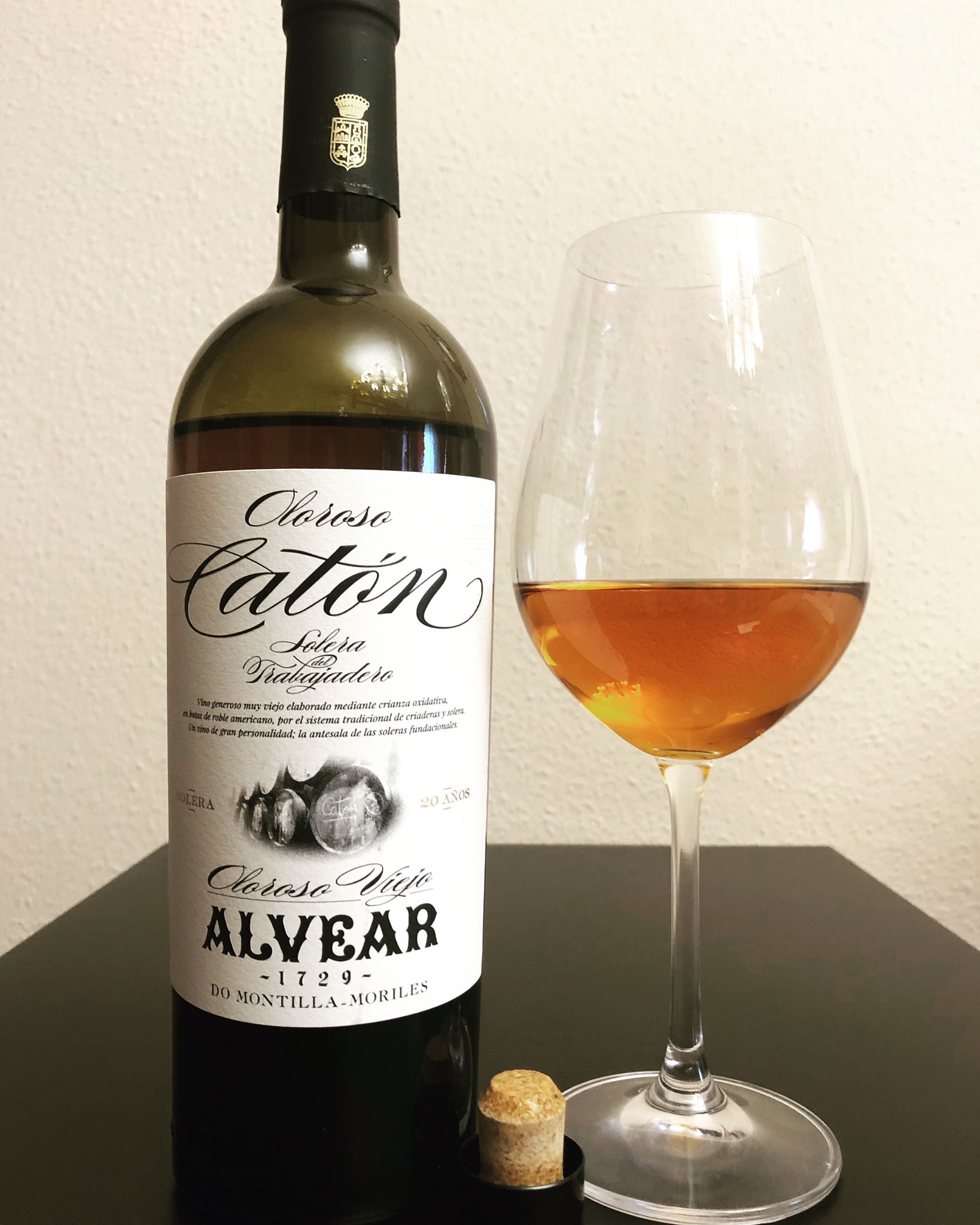 Oloroso Catón
