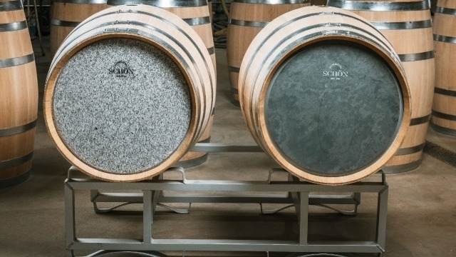 barrica de madera y piedra barrica de madera y piedra