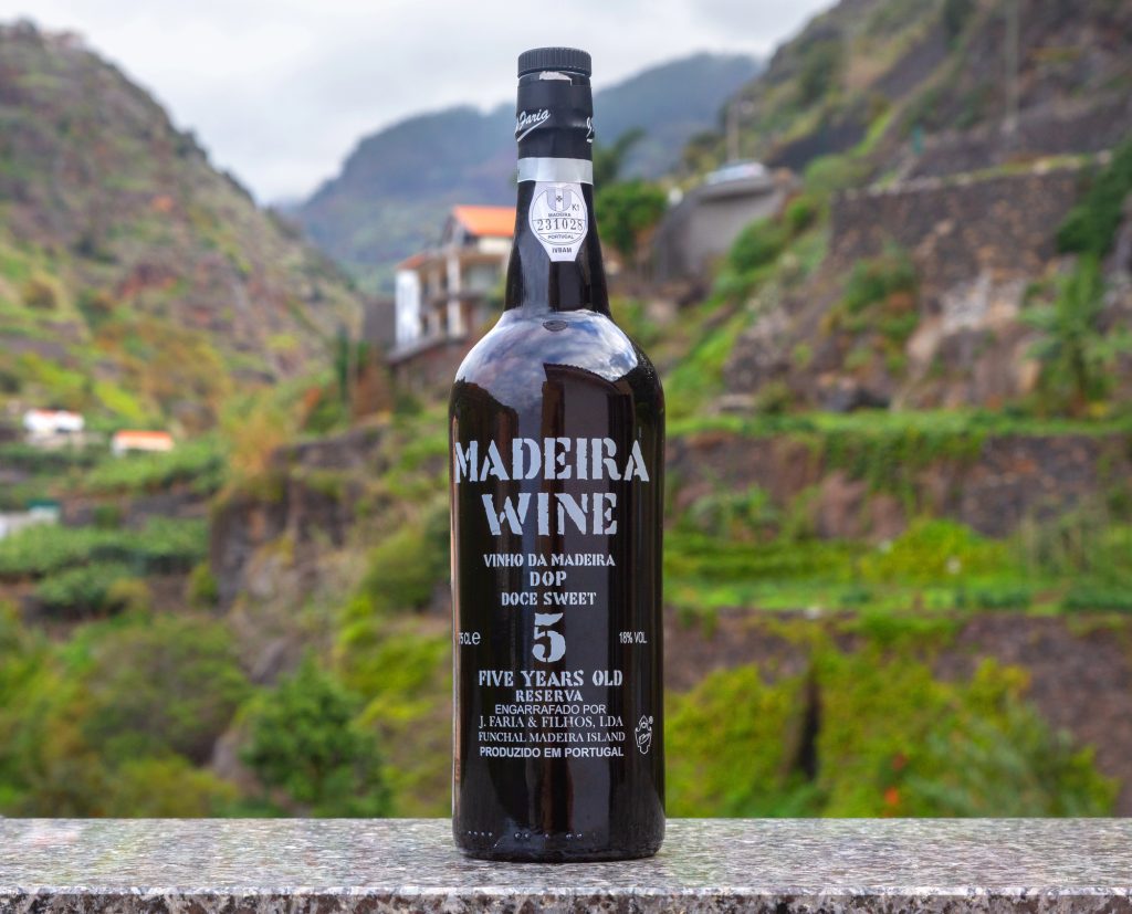 Vinho da Madeira DOP — Doce Sweet 5 Years Old Reserva Vinho da Madeira DOP — Doce Sweet 5 Years Old Reserva