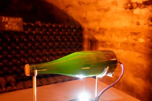 Las lías del vino: qué son y cómo influyen en su sabor